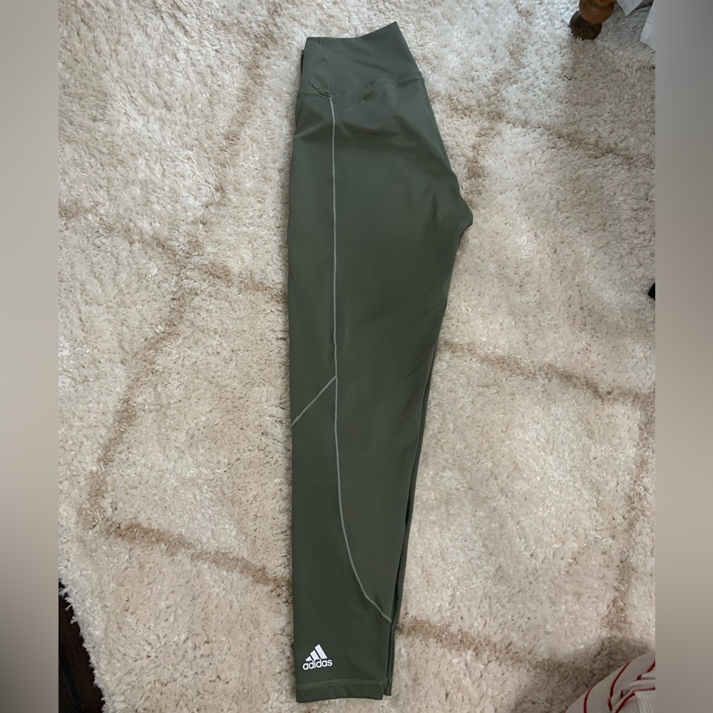 Adidas women’s green high waisted 7/8 legging